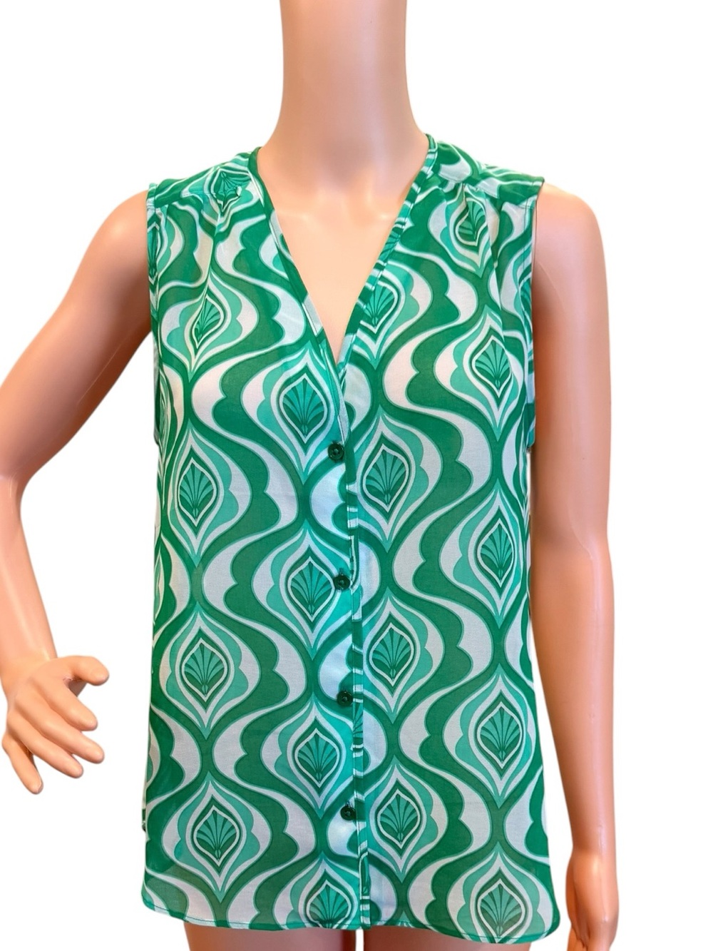 CAbi Sleeveless Green White Sheer Abstract Retro Print V-Neck Button Top Small